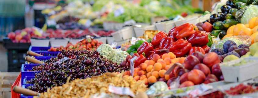 How to shop organic - must-have organic grocery list items