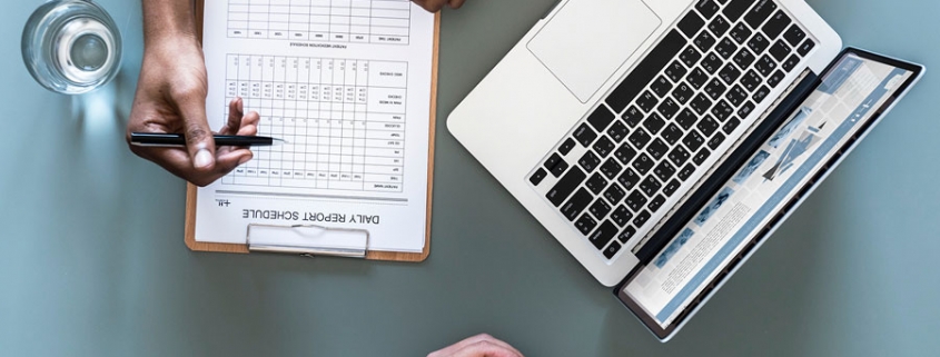 Registered dietitian sitting with a client