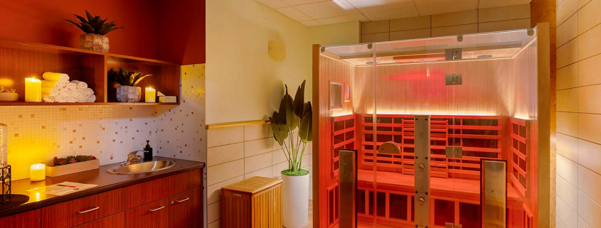 Red Light Sauna Therapy at FFC West Loop.