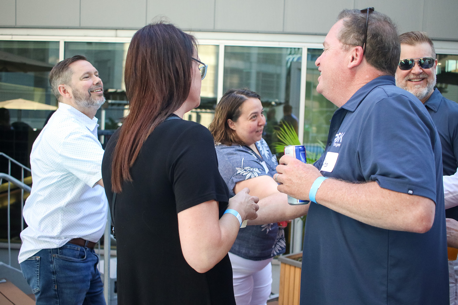 Outdoor Happy Hour with SRHM at FFC West Loop