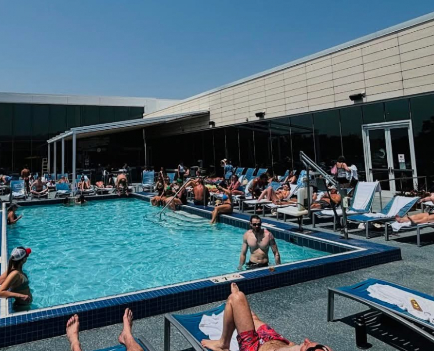 Rooftop Pool at FFC Park Ridge