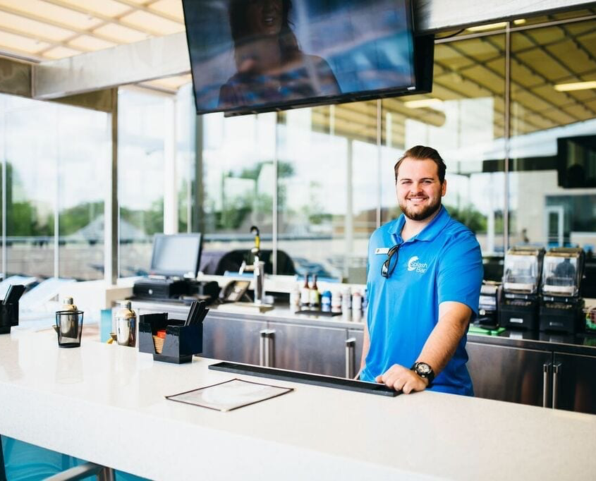 Park Ridge splash bar employee